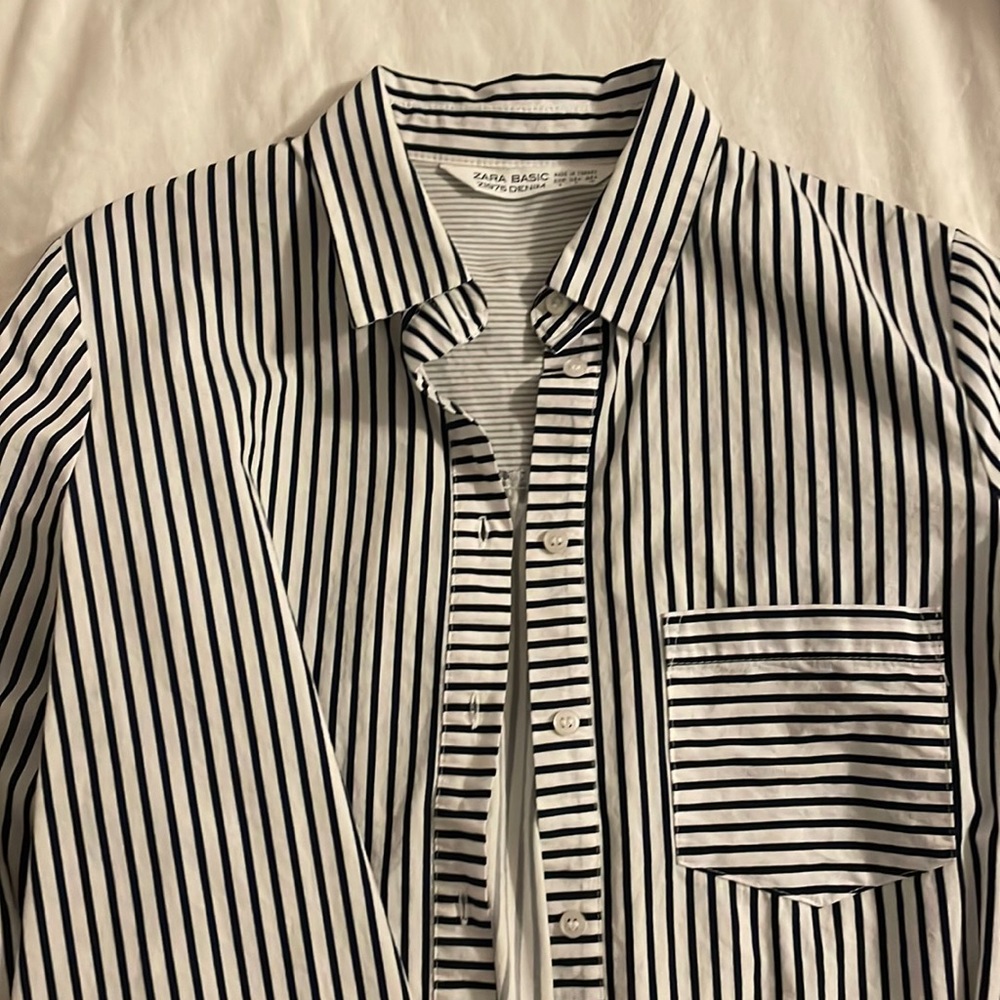 zara basic striped button down
